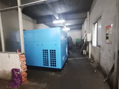 23.5 Nm3/min 鮑斯螺桿空壓機在衛(wèi)生潔具噴涂廠的應(yīng)用 有效提升產(chǎn)品合格率